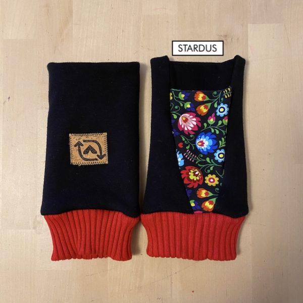 Scraptacular Fingerless Mittens - Image 4